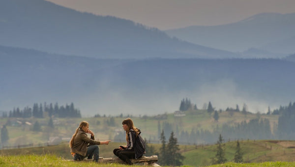 Live off grid with suitcase generator in the moutains