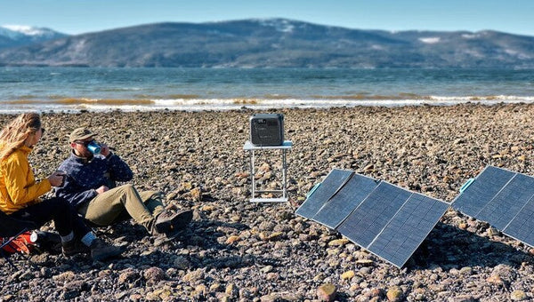 charge a battery with solar panels